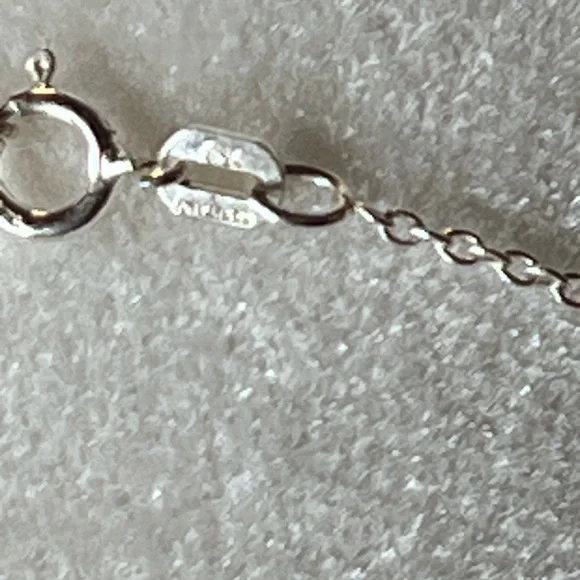 Vintage Sterling Silver Blue Topaz Emerald Cut Glass Pendant On Chain Necklace - Picture 8 of 8